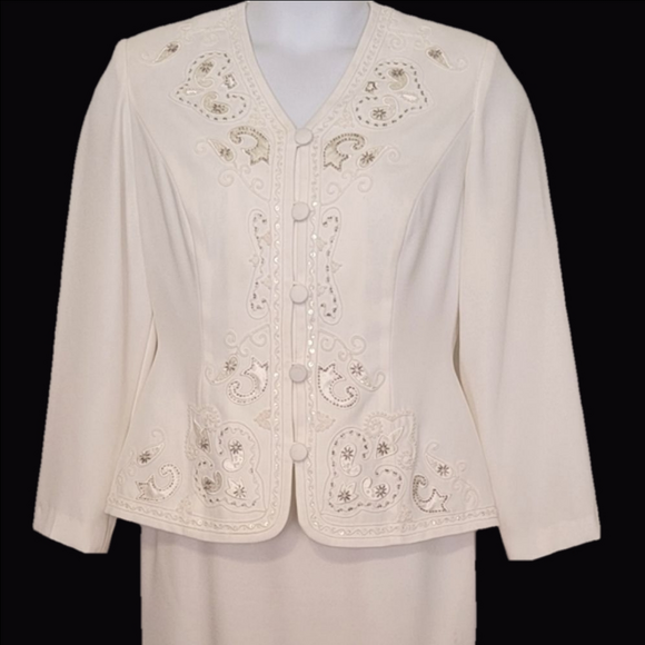 #164  R&M RICHARDS By KAREN WONG, IVORY EMBROIDERED JACKET& LONG SKIRT.Sz.12 - Picture 3 of 15